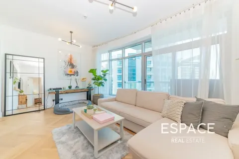 Διαμέρισμα σε Dubai Marina, ΗΑΕ 1 υπνοδωμάτιο, 74 τ.μ. Αρ. 737959 - φωτογραφία 2
