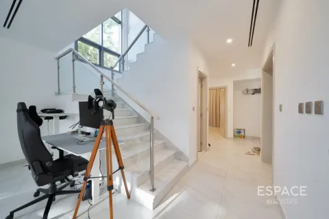 Villa in Dubai Hills Estate, UAE 5 bedrooms, 344 sq.m. № 737962 - photo 6