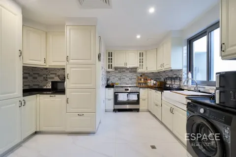 Villa in Dubai Hills Estate, UAE 5 bedrooms, 344 sq.m. № 737962 - photo 5
