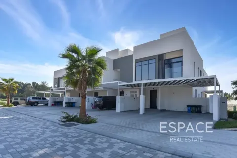 Villa til salg i Jumeirah Golf Estates, Dubai, UAE 4 soveværelser, 321 kvm № 737957 - foto 18