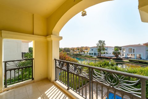 Vilă de vânzare în Jumeirah Islands, Dubai, EAU 4 dormitoare, 497 mp. №701815 - poză 18