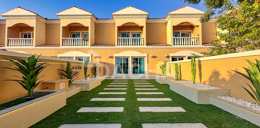 Таунхаус Jumeirah Village Triangle, Дубай, БАӘ-да 2 жатын бөлмелер, 152 м² № 707013