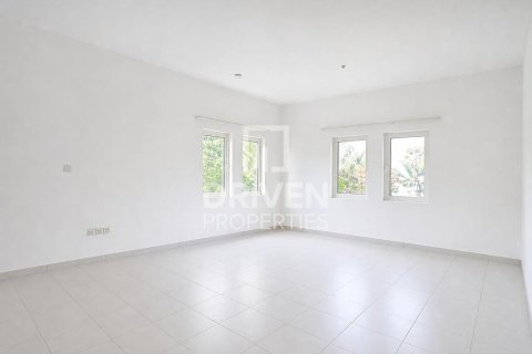Villa til salg i The Villa, Dubai, UAE 5 soveværelser, 934.6 kvm № 741684 - foto 16
