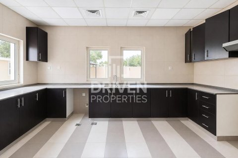 Villa til salg i The Villa, Dubai, UAE 5 soveværelser, 934.6 kvm № 741684 - foto 21