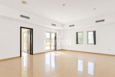 Villa til salg i The Villa, Dubai, UAE 5 soveværelser, 934.6 kvm № 741684 - foto 4