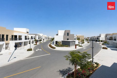 Villa in Dubai, UAE 3 bedrooms, 255.1 sq.m. № 760586 - photo 26
