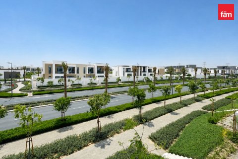 Villa in Dubai, UAE 3 bedrooms, 255.1 sq.m. № 760586 - photo 28