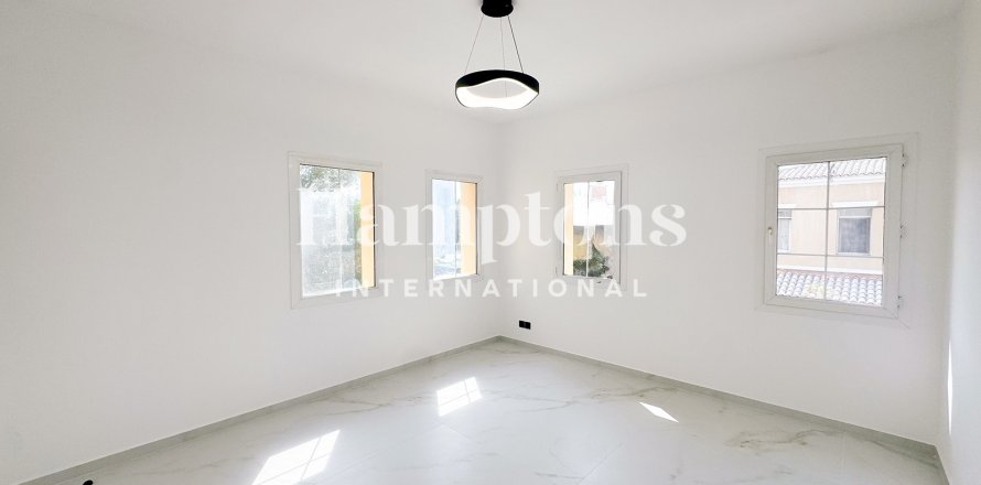 Villa i Arabian Ranches 2, Dubai, UAE 4 sovrum, 301.006 kvm Nr. 689645