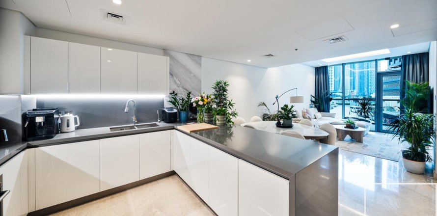 Apartamento en Business Bay, Dubai, EAU 4 dormitorios, 311 m² № 680848