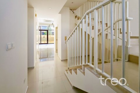 וילה להשכרה ב DAMAC Hills (Akoya by DAMAC), Dubai, איחוד האמירויות  3 חדרי שינה, 261.61 מ"ר, מספר 753779 - תמונה 4