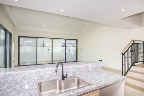 Kuća u nizu u Damac Lagoons, Dubai, UAE 5 spavaćih soba, 220 m2 Br. 751810 - fotografija 22