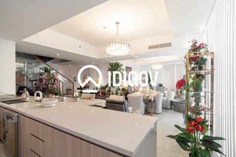 Dzīvoklis Dubai Marinajā, AAE 4 istabas, 352.01 m2 Nr. 766703 - attēls 2