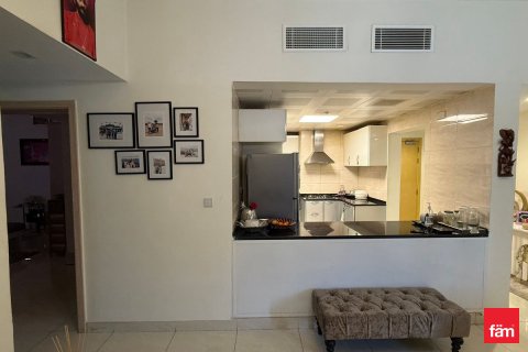 Apartament në Dubai, Emiratet e Bashkuara Arabe 2 dhoma gjumi, 121.2 m2. № 645791 - Foto 4