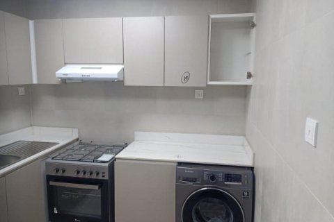 Apartment in Al Yasmeen, Ajman, UAE 1 room, 59 sq.m. № 730029 - photo 4