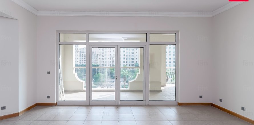Appartement à Palm Jumeirah, Dubai, EAU: 2 chambres, 155.2 m2 № 661544