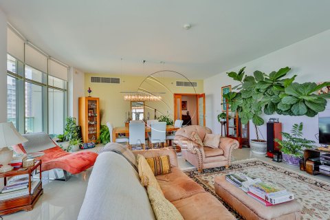 Apartment in Al Reem Island, Abu Dhabi, UAE 4 bedrooms, 262 sq.m. № 615850 - photo 4