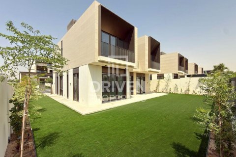וילה ב Dubai Hills Estate, Dubai, איחוד האמירויות 5 חדרי שינה, 659.98 מ