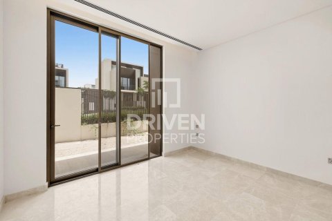Villa sa Dubai Hills Estate, UAE 5 silid-tulugan, 659.98 sq.m. № 745878 - larawan 11
