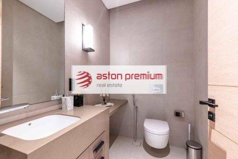 Huoneisto Jumeirah Beach Residence, Dubai, Arabiemiraatit 4 makuuhuonetta, 237 m2 № 753877 - kuva 14