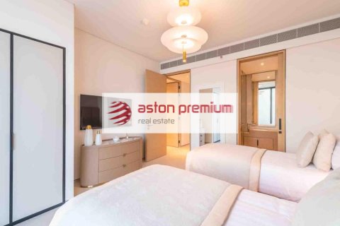 Huoneisto Jumeirah Beach Residence, Dubai, Arabiemiraatit 4 makuuhuonetta, 237 m2 № 753877 - kuva 12