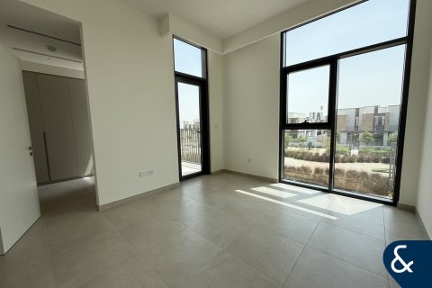 Mudon, Dubai, संयुक्त अरब अमीरात में विला, 4 बेडरूम, 237 वर्ग मीटर, संख्या 667973 - फ़ोटो 7