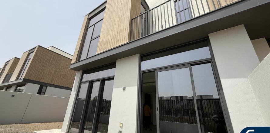 Mudon, Dubai, संयुक्त अरब अमीरात में विला, 4 बेडरूम, 237 वर्ग मीटर, संख्या 667973