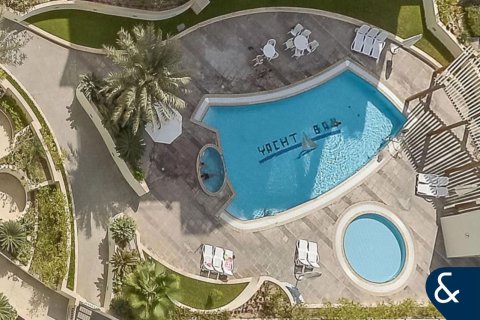 Apartment in Dubai Marina, UAE 2 bedrooms, 109 sq.m. № 667975 - photo 19