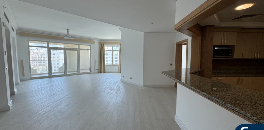 Appartamento a Palm Jumeirah, Dubai, EAU 3 camere da letto, 203 mq. № 667978