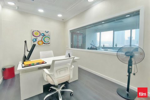 Oficiu de închiriat în Dubai, EAU 74.4 mp.  №662230 - poză 6