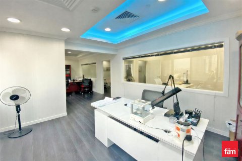 Oficiu de închiriat în Dubai, EAU 74.4 mp.  №662230 - poză 8