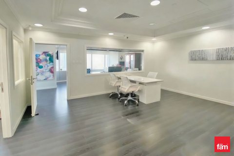 Oficiu de închiriat în Dubai, EAU 74.4 mp.  №662230 - poză 10