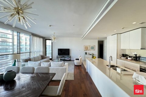 Lägenhet uthyres i Al Wasl, Dubai, UAE 3 sovrum, 210 kvm Nr. 662234 - fotografi 4