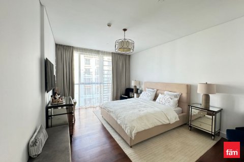 Lägenhet uthyres i Al Wasl, Dubai, UAE 3 sovrum, 210 kvm Nr. 662234 - fotografi 2