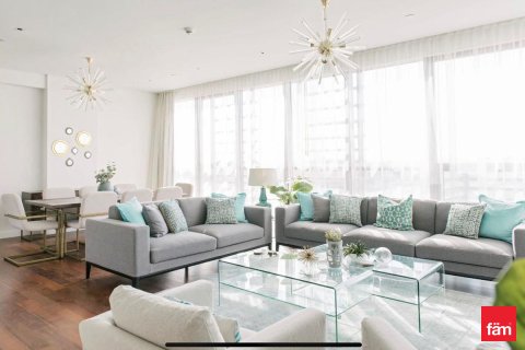 Wohnung zur Miete in Al Wasl, Dubai, VAE 3 Schlafzimmer, 210 m2 Nr. 662234 - Foto 1