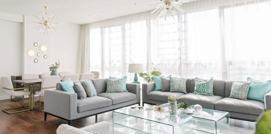 Wohnung in Al Wasl, Dubai, VAE: 3 Schlafzimmer, 210 m2 Nr. 662234