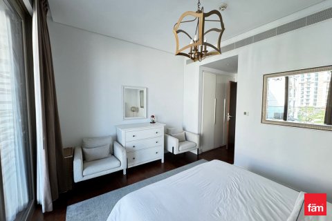 Lägenhet uthyres i Al Wasl, Dubai, UAE 3 sovrum, 210 kvm Nr. 662234 - fotografi 13