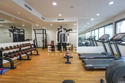 Edificio en venta en Jumeirah Village Circle, Dubai, EAU 17344 m2 № 620225 - foto 3