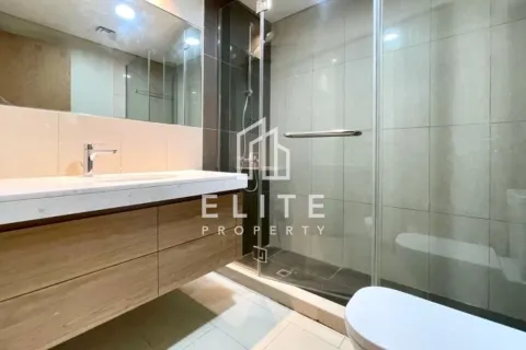 Edificio en venta en Jumeirah Village Circle, Dubai, EAU 17344 m2 № 620225 - foto 8