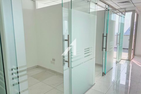 Business Bay、Dubai、UAE にあるオフィスの賃貸物件 177 m2、No702068 - 写真 7