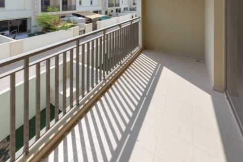 Casa urbana para arrendamento em Town Square, Dubai, EAU 3 quartos, 189 m2 № 693734 - foto 10