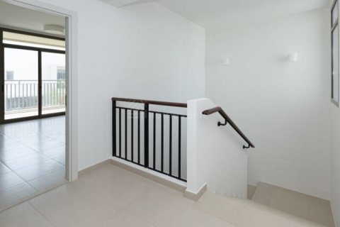 Casa urbana para arrendamento em Town Square, Dubai, EAU 3 quartos, 189 m2 № 693734 - foto 3
