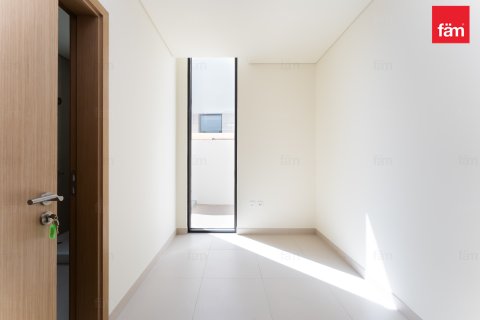 Villa para arrendamento em Dubai Hills Estate, Dubai, EAU 5 quartos, 650.5 m2 № 694267 - foto 25