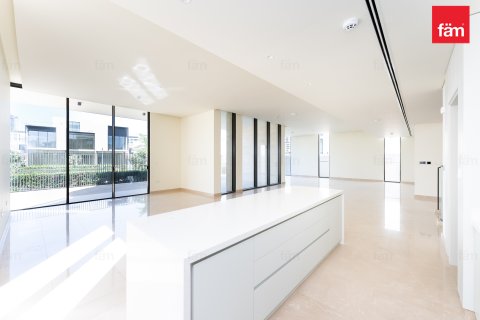 Villa para arrendamento em Dubai Hills Estate, Dubai, EAU 5 quartos, 650.5 m2 № 694267 - foto 2