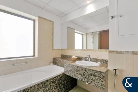 Διαμέρισμα σε Jumeirah Beach Residence, Dubai, ΗΑΕ 2 υπνοδωμάτια, 118 τ.μ. Αρ. 685036 - φωτογραφία 8