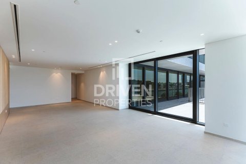 Apartmán v Jumeirah, Dubai, SAE 4 spálne, 341.42 m2 č. 744475 - Fotografia 4