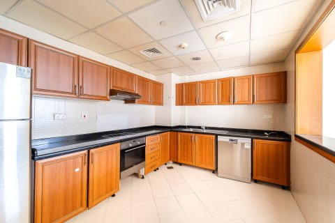 Apartment til salg i Dubai Marina, Dubai, UAE 2 soveværelser, 134.06 kvm № 748330 - foto 7