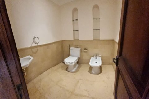 Řadový dům na Saadiyat Island, Abu Dhabi, SAE 4 ložnice, 404 m² Č.: 594542 - fotografie 28