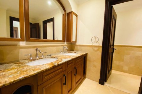 Kuća u nizu na Saadiyat Island, Abu Dhabi, UAE 3 spavaćih soba, 351 m2 Br. 594545 - fotografija 21