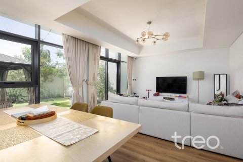 Müüa ridamaja asukohaga Dubai, AÜE: 3 magamistoaga, 171.5 m² Nr 753711 - pilt 2