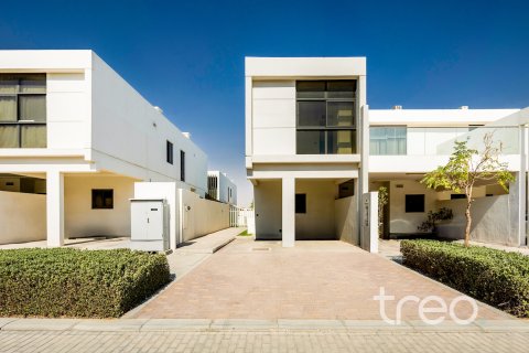 Adosado en Dubai, EAU 3 dormitorios, 166.48 m² № 753716